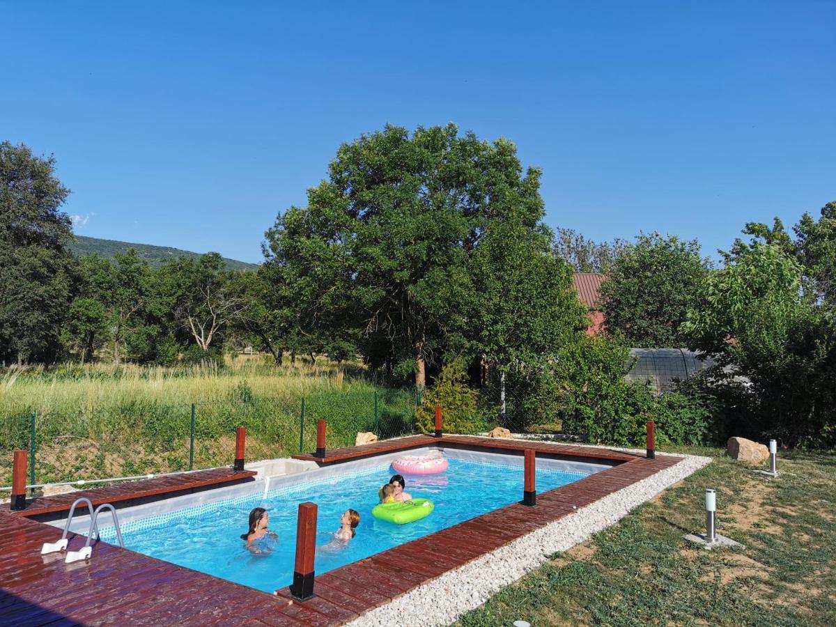 Holiday Home Melani Sinac Kültér fotó